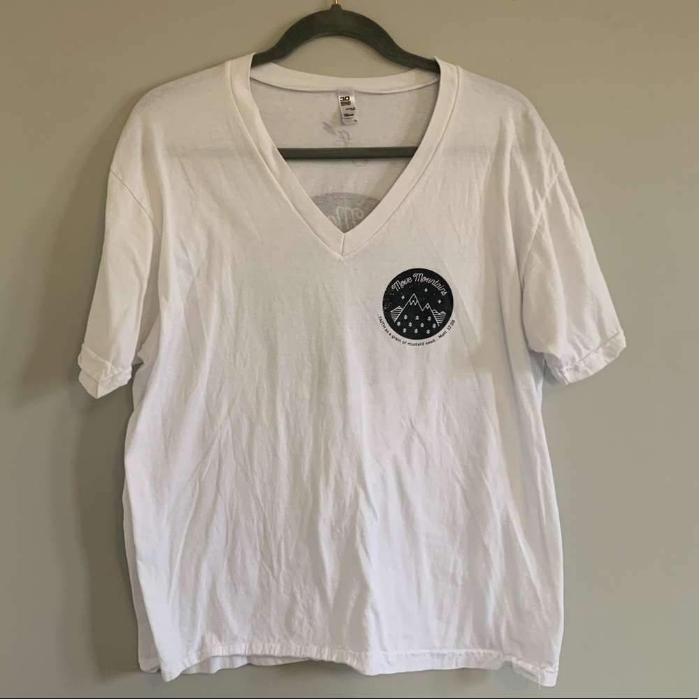 “Move mountains” T-shirt